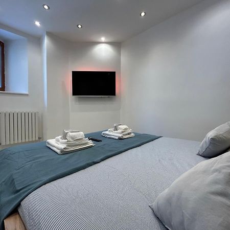 Terra Apartment - Ski In & Ski Out - Cerviniaholidays-Com بيريوِل تْشيرفينيا المظهر الخارجي الصورة