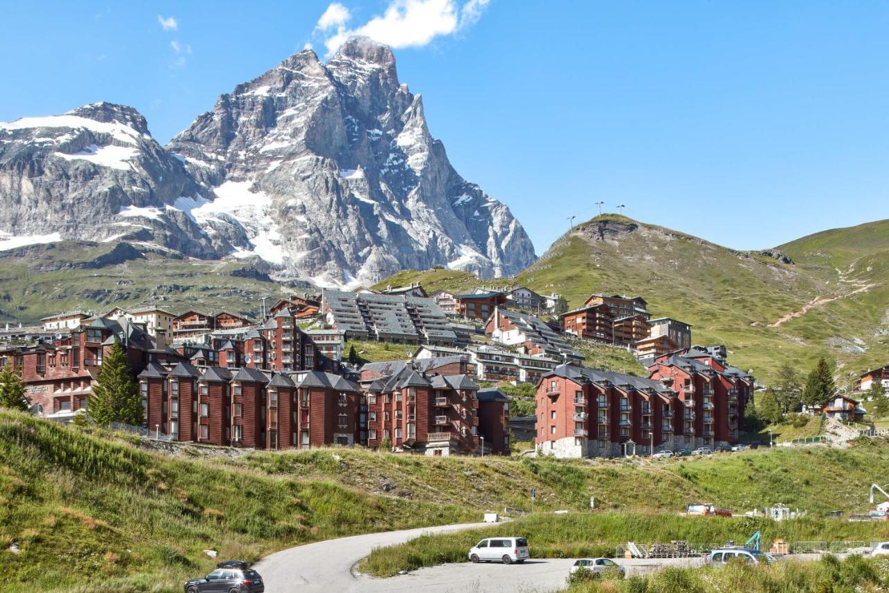 Terra Apartment - Ski In & Ski Out - Cerviniaholidays-Com بيريوِل تْشيرفينيا المظهر الخارجي الصورة